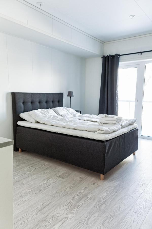Stylish And Serviced Studio Apartment In Lofoten Svolvær Dış mekan fotoğraf